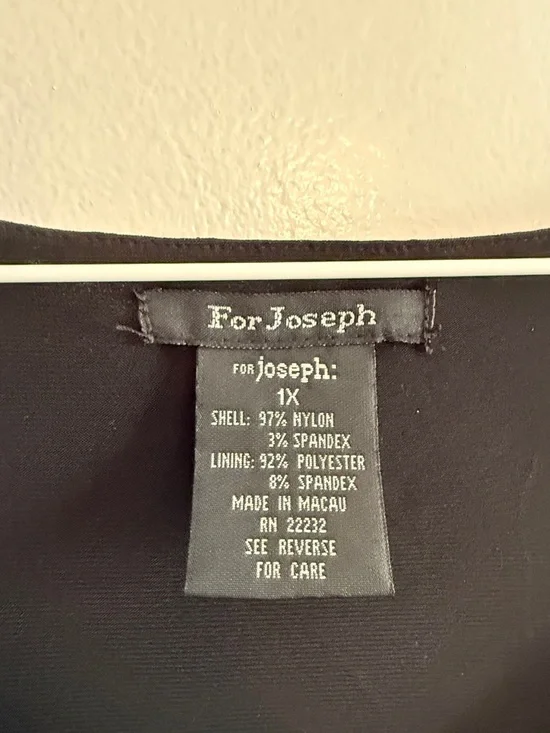 Joseph Black Lace V-Neck Long-Sleeve Blouse - Picture 2 of 7